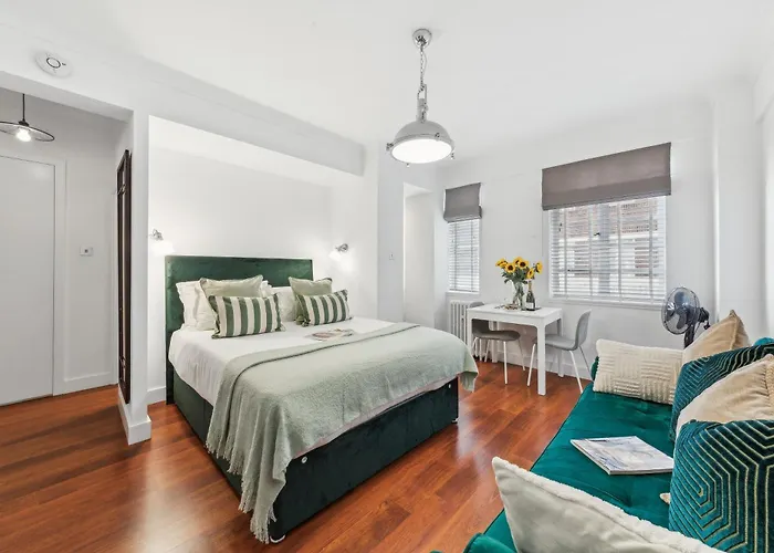 Nell Gwynn Chelsea Accommodation